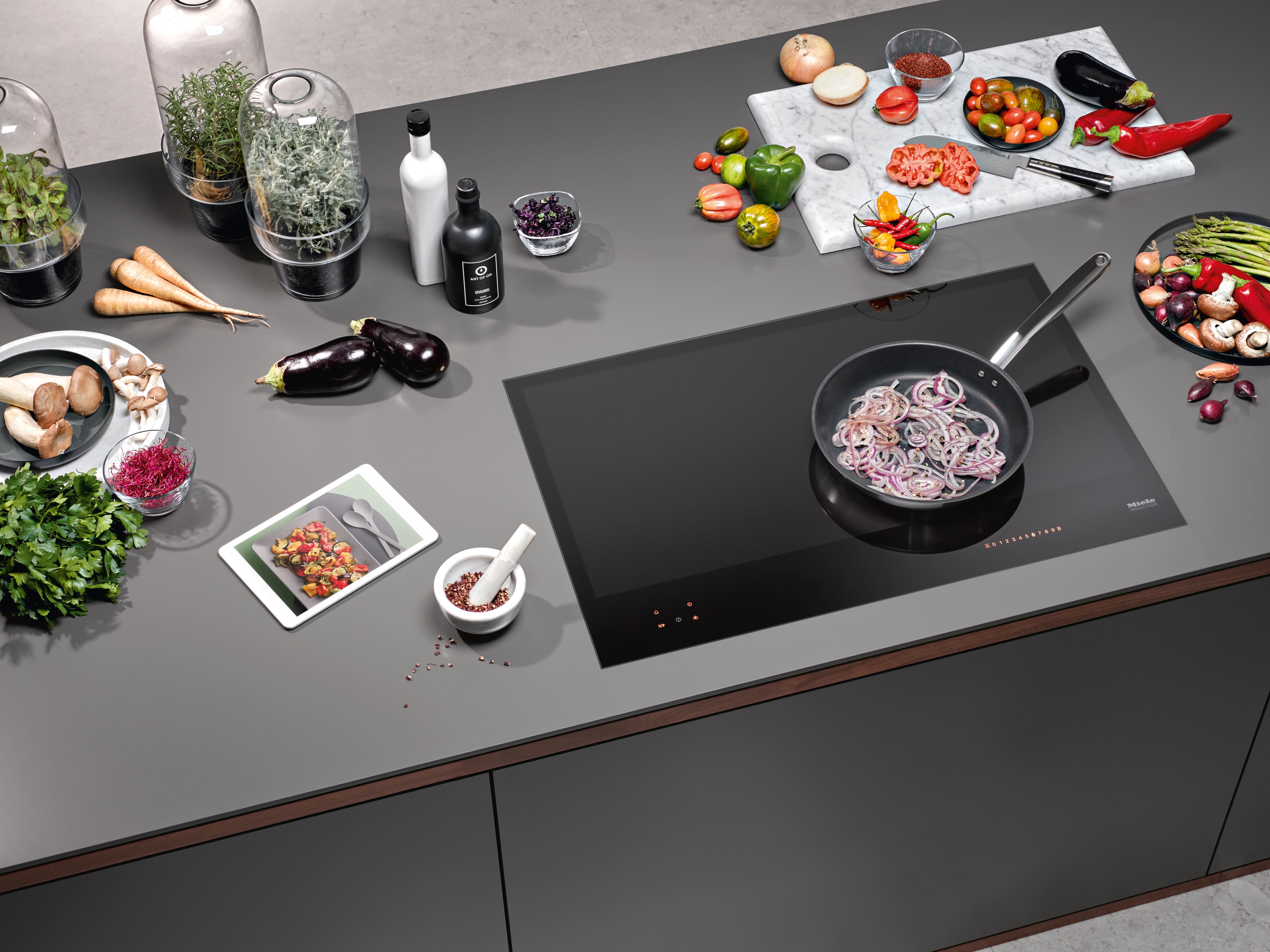 Miele - KM 7697 FL Zwart – Kookplaten