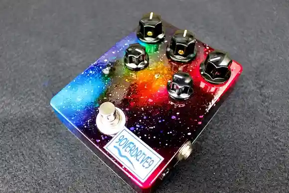 パンチが効いた国産ハイゲインオーバードライブ。9overdrive9「Dest