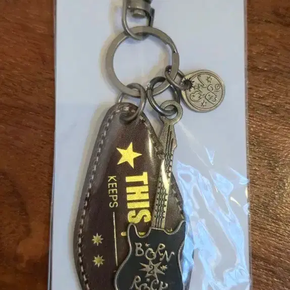 QWER | 큐더블유이알 Unsealed new product) QWER 2nd Anniversary Pop