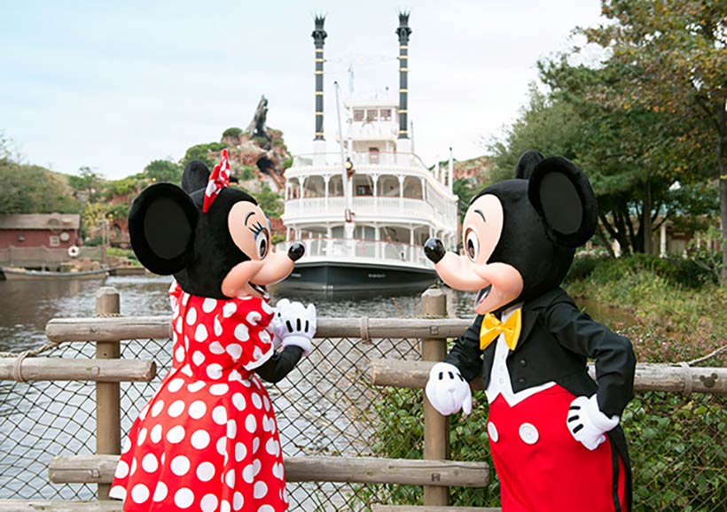 公式】大切な記念日ハッピーバースデー！ミッキー＆ミニー｜東京