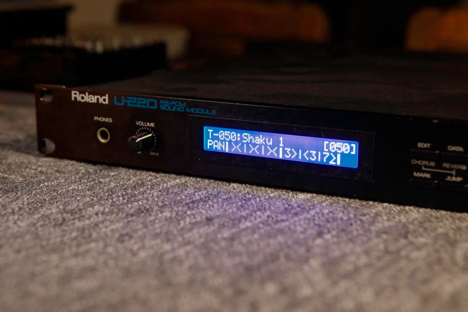 U-220 - Roland U-220 - Audiofanzine