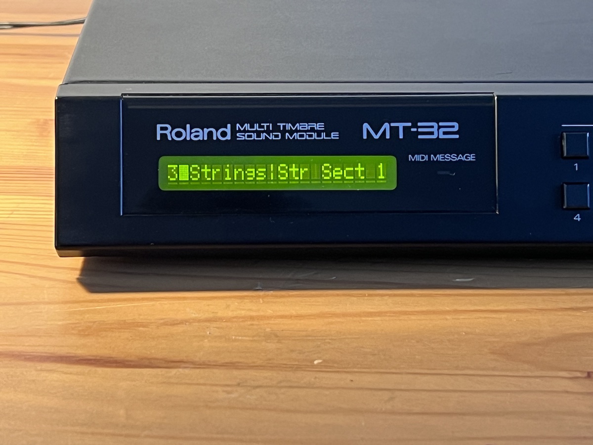 MT-32 - Roland MT-32 - Audiofanzine