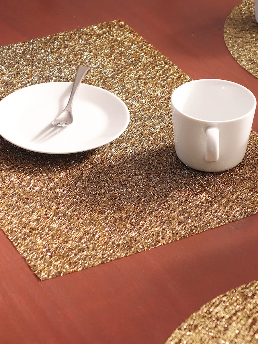 チルウィッチ ランチョンマット メタリックレース｜ゴールド