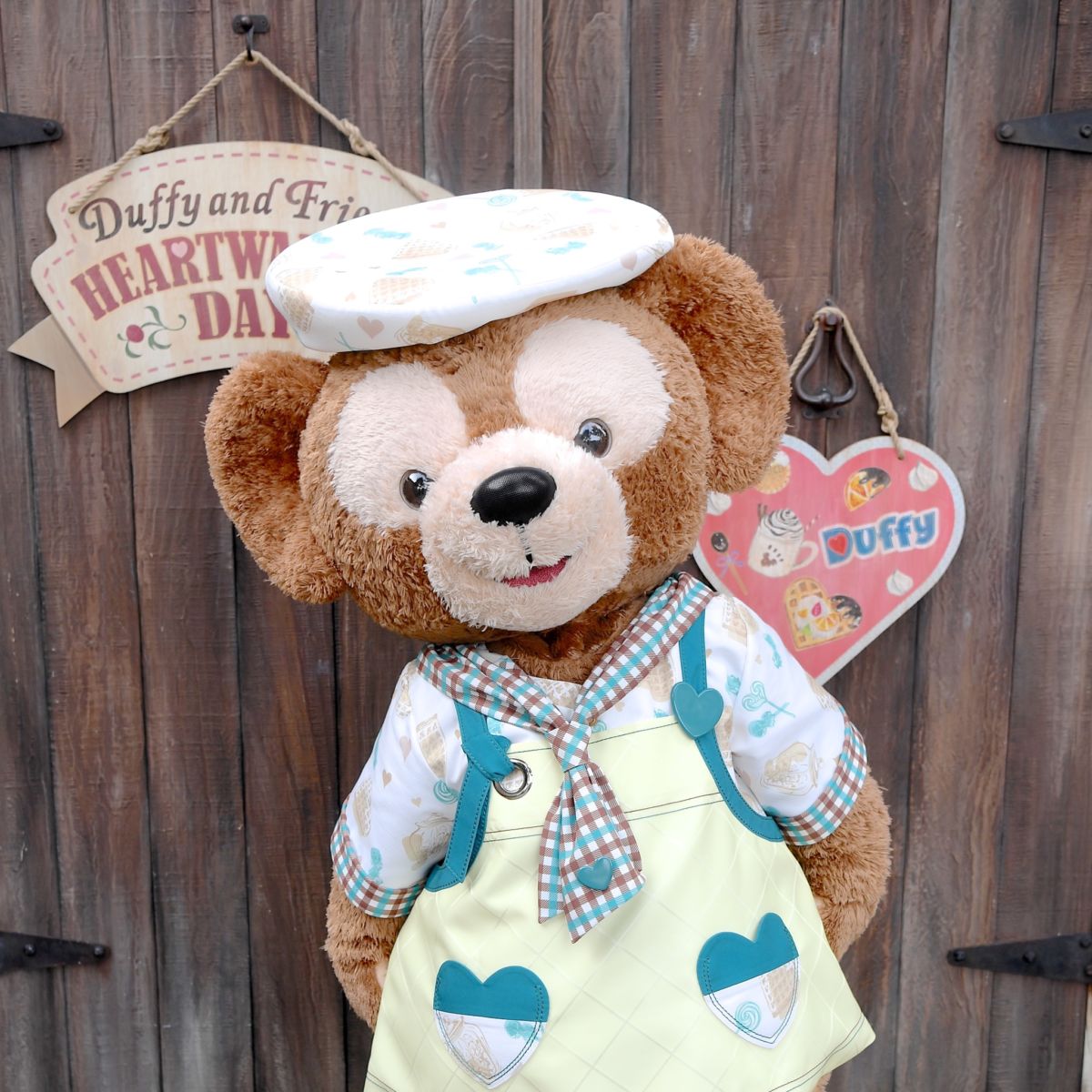 コスチュームを着たスナップフォトが登場！東京ディズニーシー