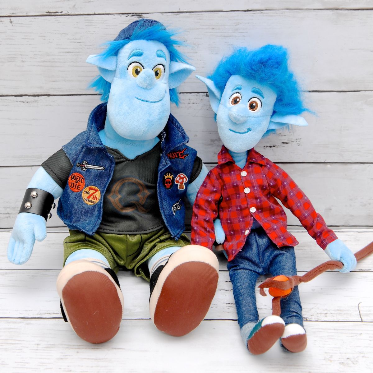 イアン」と「バーリー」のぬいぐるみも！Happyくじ ディズニー