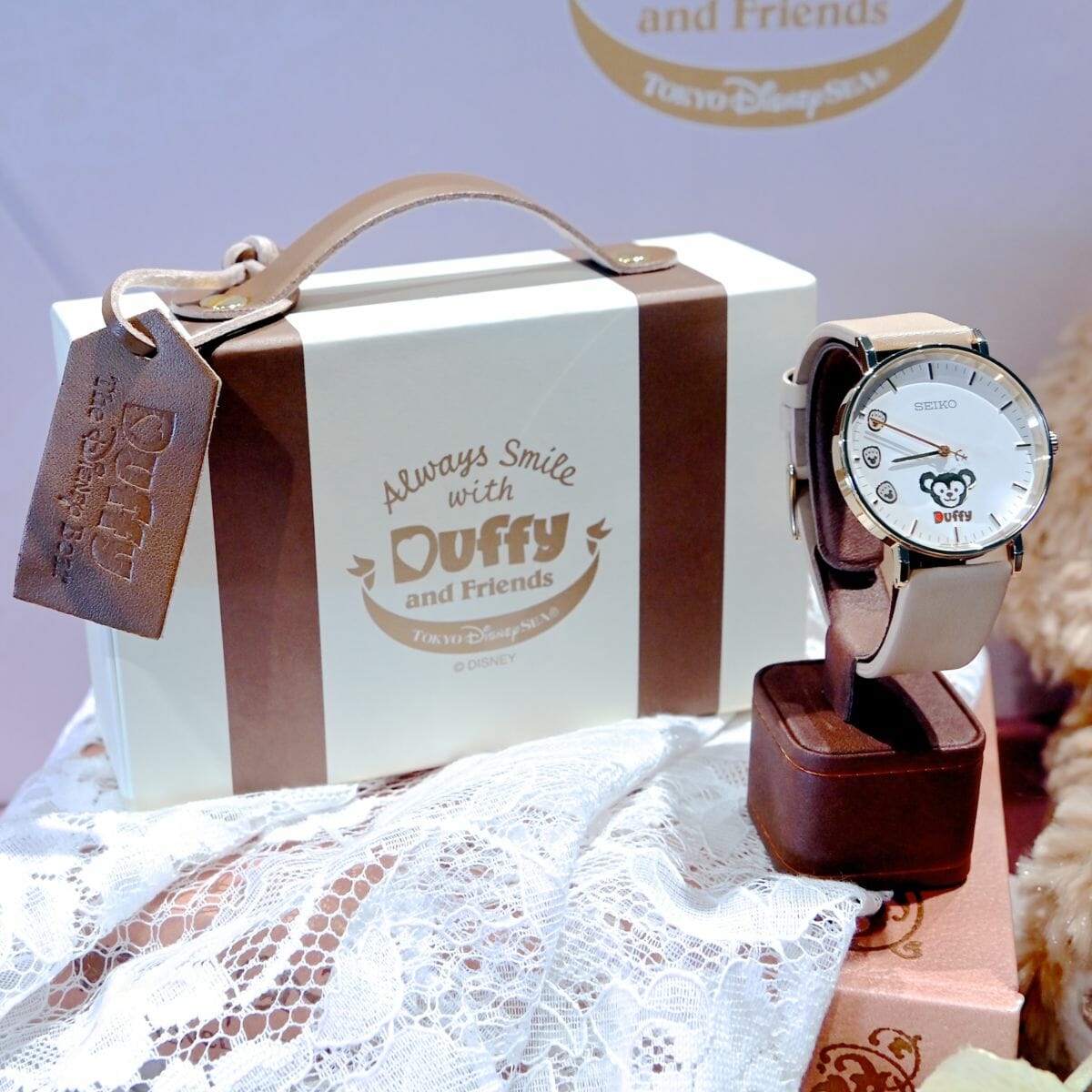 トランク形のボックス入り！Always Smile with Duffy プレシャス