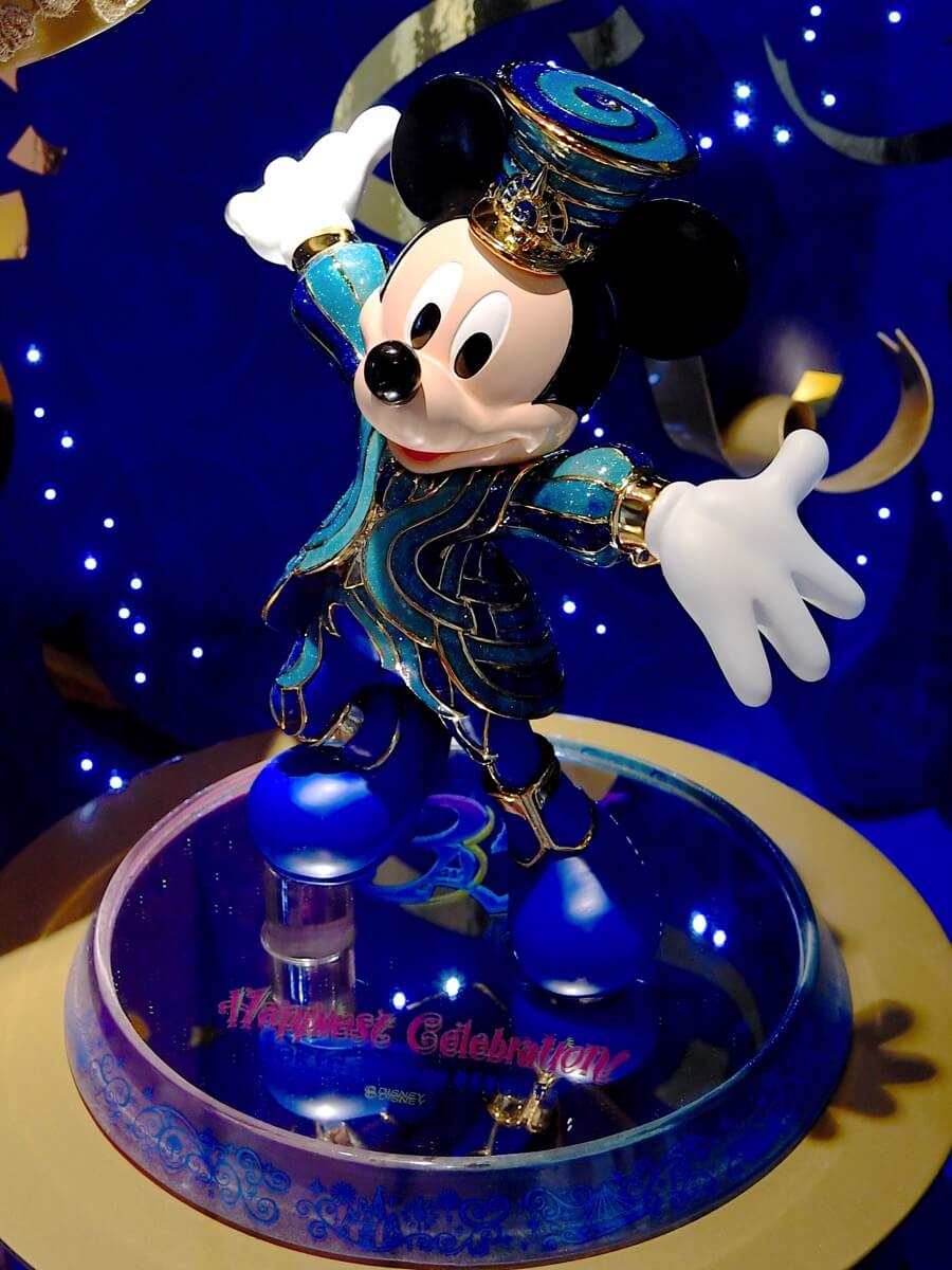 ピンセットや豪華なメダル、フィギュアリンも！東京ディズニーリゾート