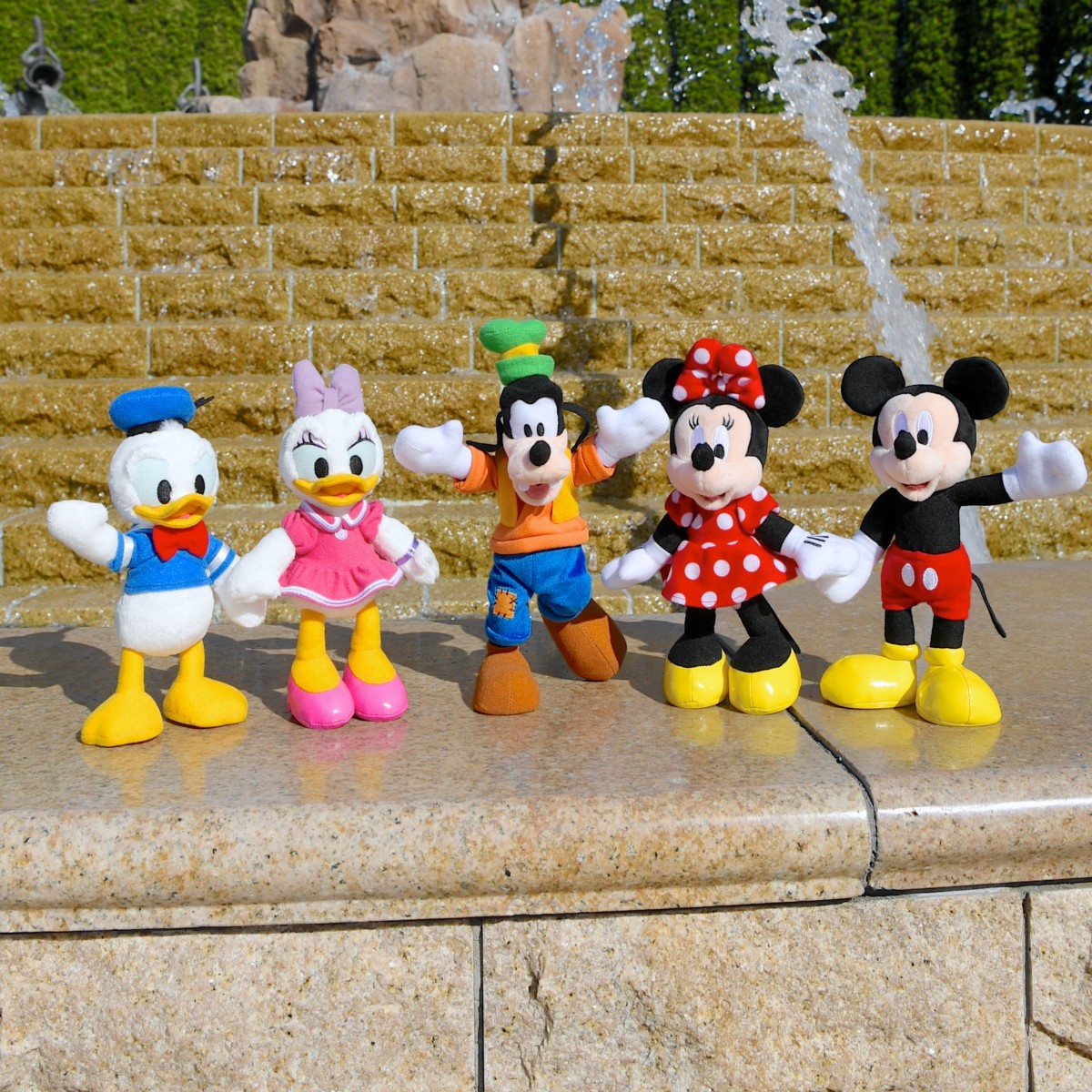 手足を自由に動かせるぬいぐるみ！東京ディズニーランド ポージー