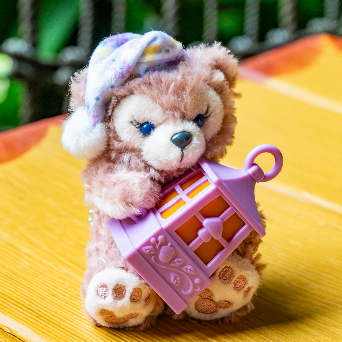 パジャマ姿がかわいい！東京ディズニーシー“ダッフィー＆フレンズの