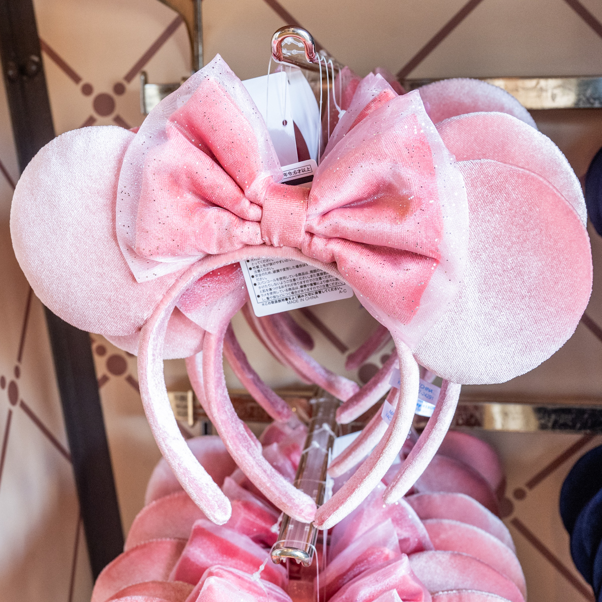 ピンク・ネイビーのリボンデザイン！東京ディズニーランド ミニー