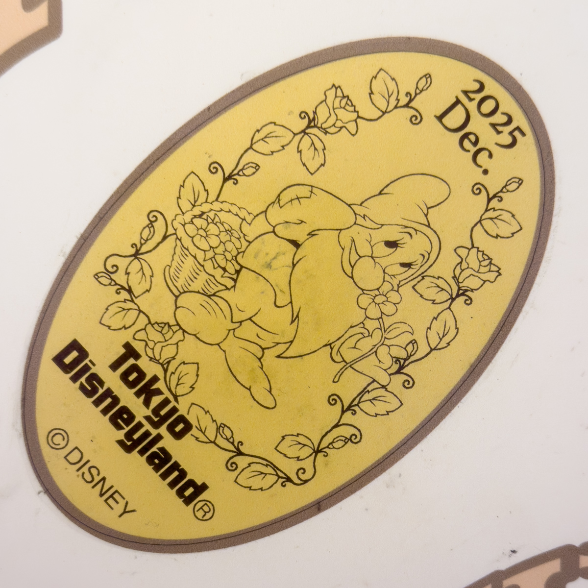 2026年版！東京ディズニーランド マンスリースーベニアメダルまとめ