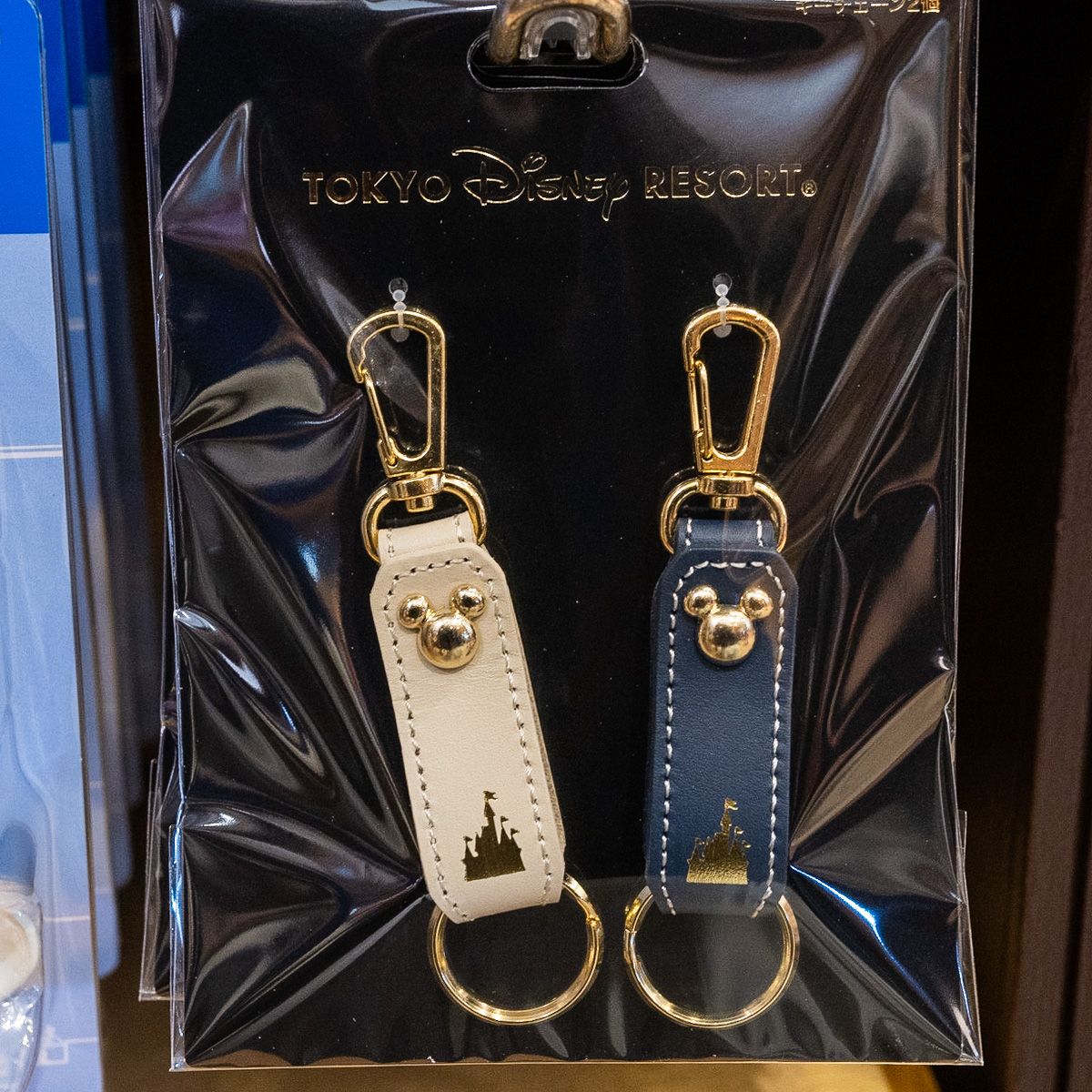 普段使いしやすいシックなデザイン！東京ディズニーランド キー