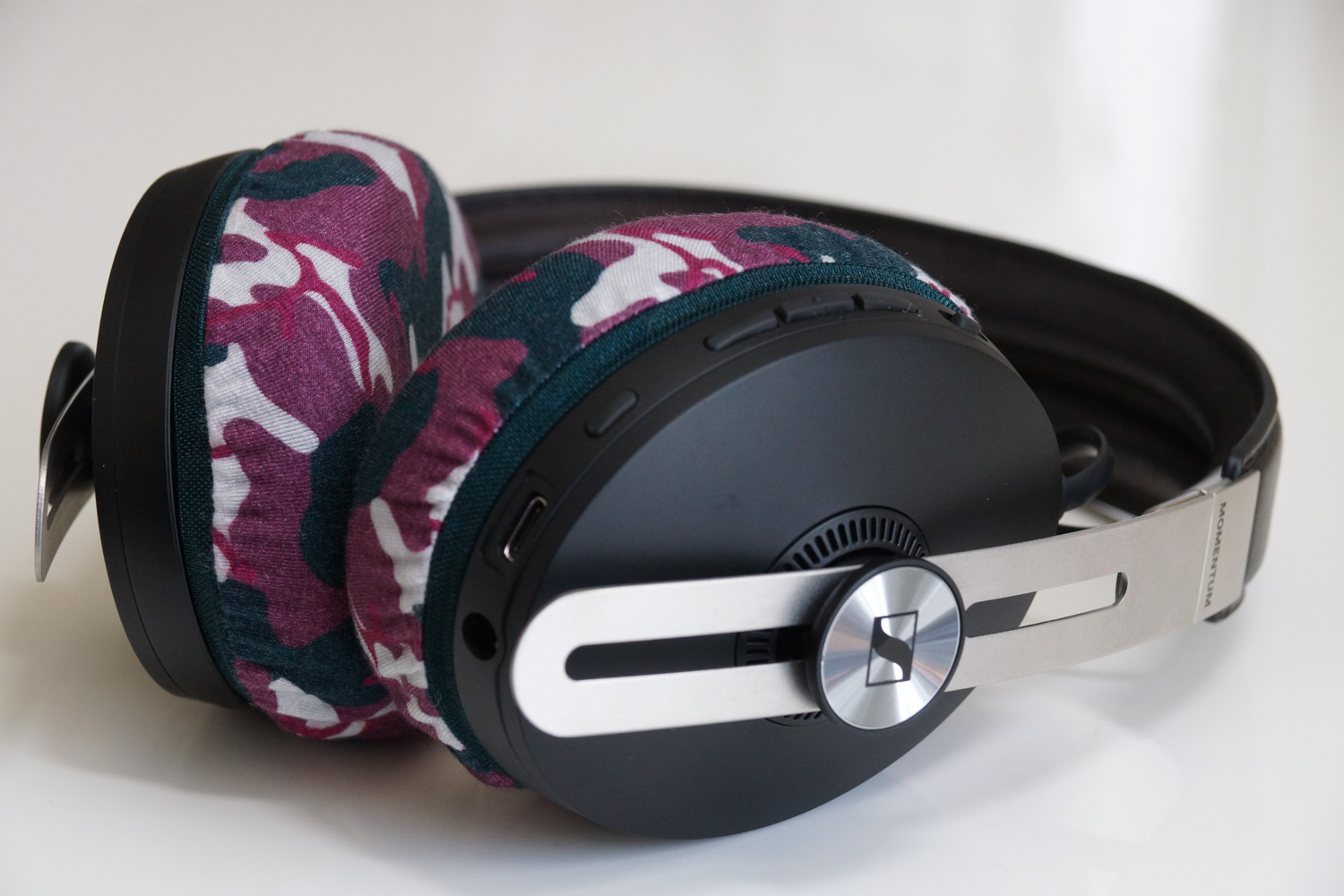 SENNHEISER MOMENTUM 3 Wirelessのイヤーパッドを修理する場合