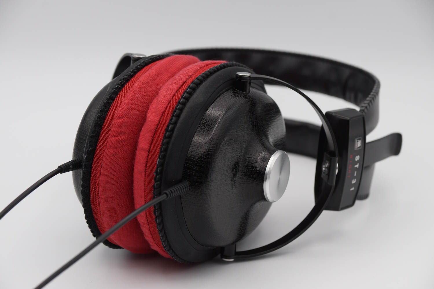 アシダ音響(ASHIDAVOX) ST-31-02のイヤーパッドを修理する場合