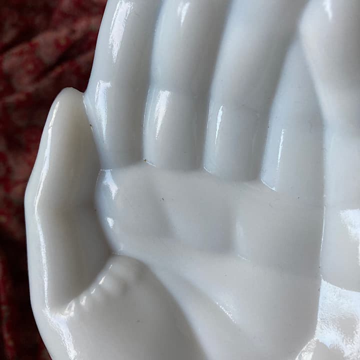 018WESTMORELANDホワイトミルクガラスオープンハンドトレイ