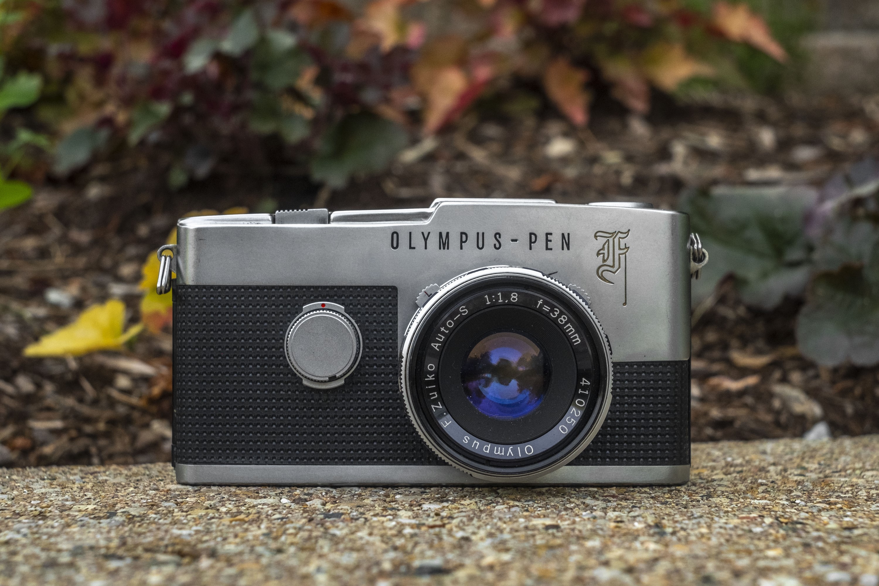 Olympus Pen F (1963) – mike eckman dot com