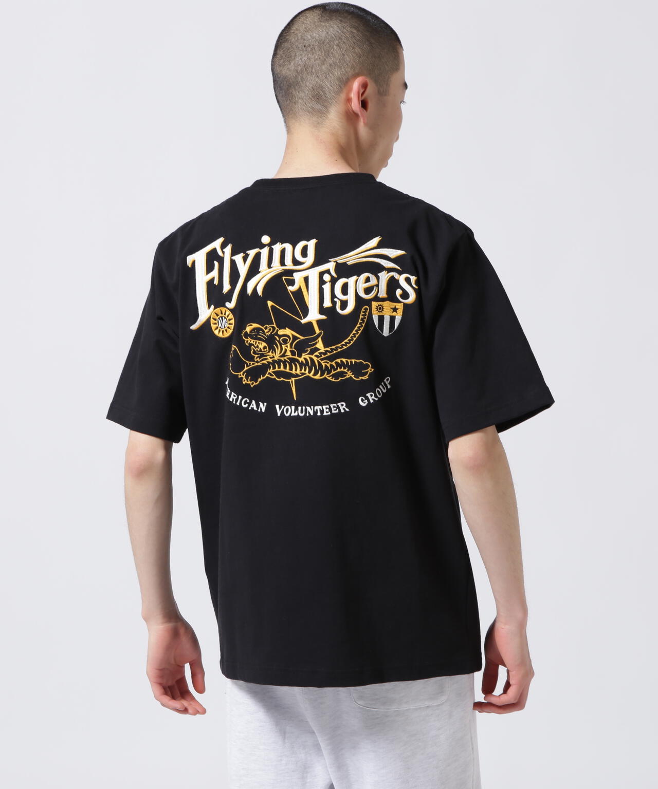 WEB＆DEPOT限定》EMBROIDERY T-SHIRT FLYING TIGERS | AVIREX