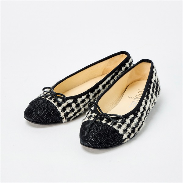 CHANEL パンプス 36C G02819 ブラック ホワイト ツイード レザー