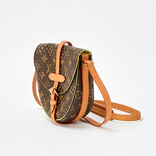 LOUIS VUITTON シャンティ モノグラムペルフォ PM ショルダーバッグ