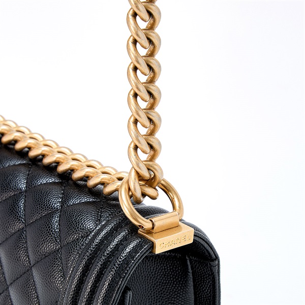 CHANEL ボーイシャネル シングルフラップダブルチェーン ミディアム