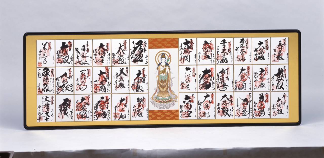 特徴 | 掛け軸の表具なら水谷美術