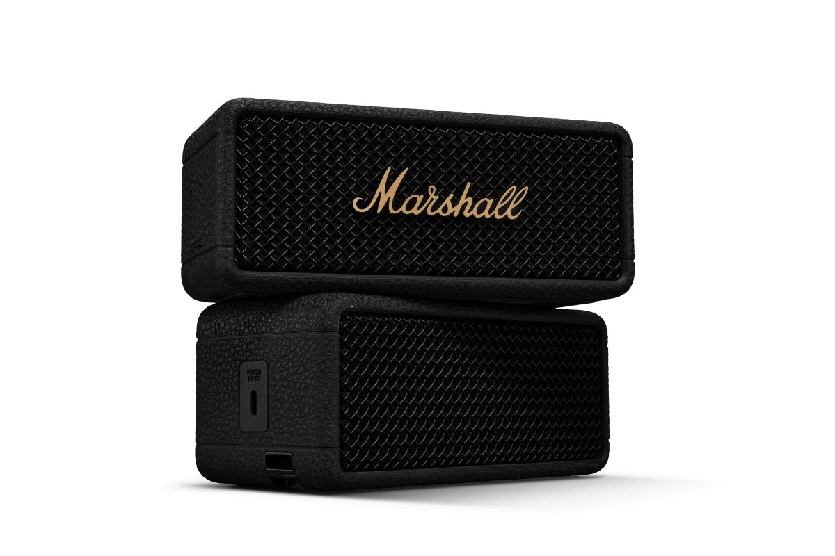 最強の携帯スピーカー」内蔵マイクで通話も可能になったマーシャルの