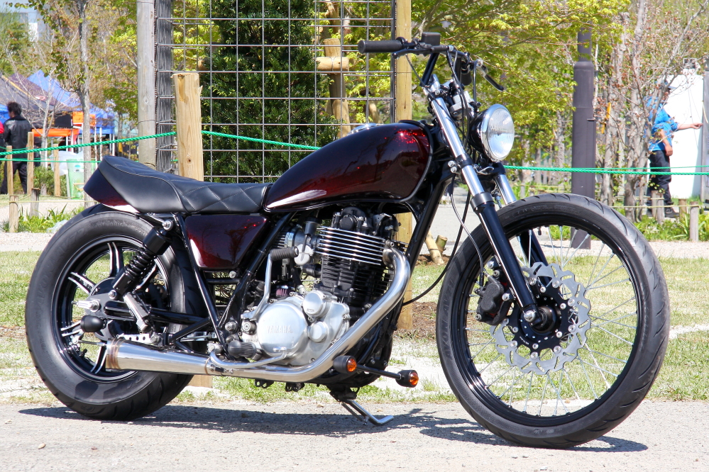 シルエットがたまらない！ モーターサイクルズバーンのカスタムマシン5