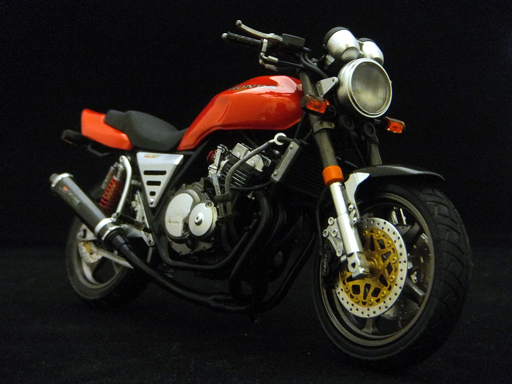 cb400sf_01_21.png