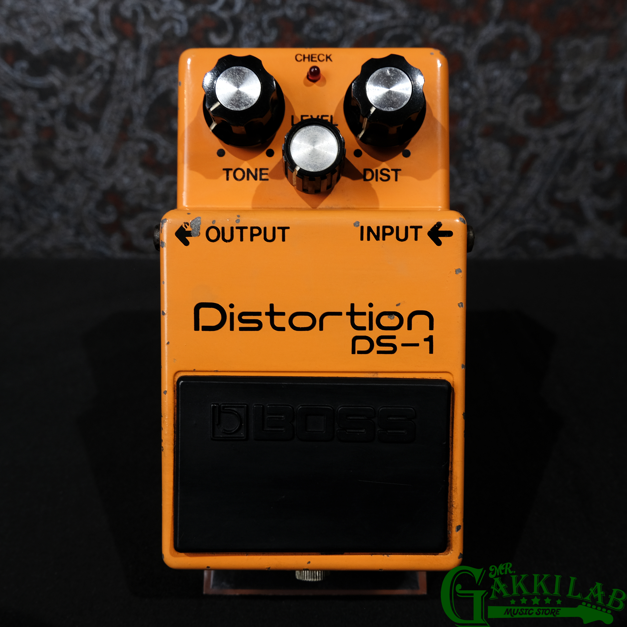 BOSS DS-1 Distortion 1980 (Silver Screw/JAPAN) | 札幌の楽器屋さん