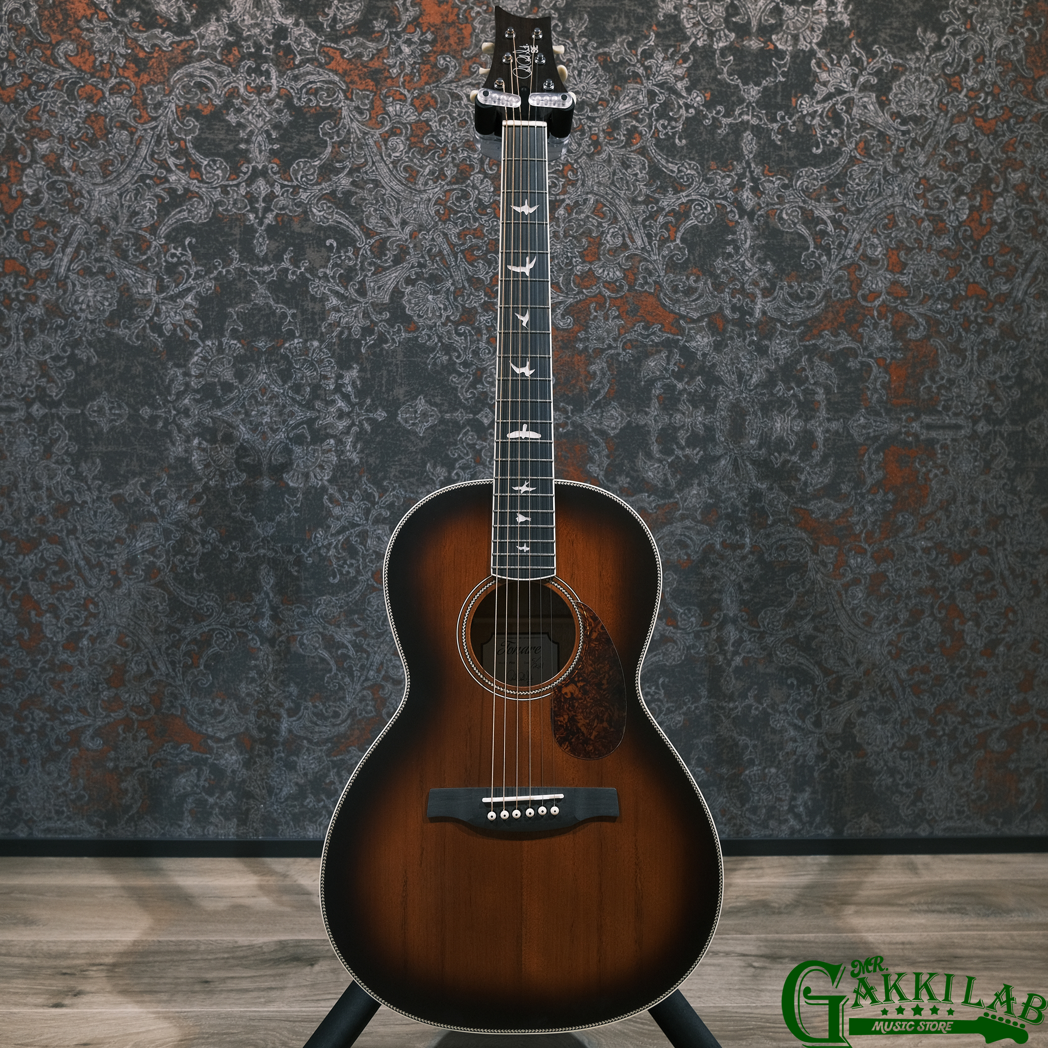 Paul Reed Smith(PRS) SE Parlor P20E w/Fishman Tobacco Sunburst