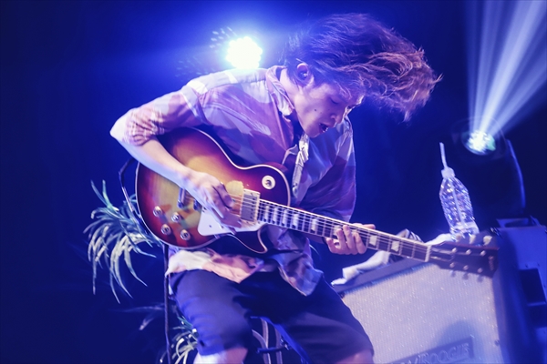 sumikaの「はじまりの正体(商隊)を探る旅」、Live Tour 2018 “Starting