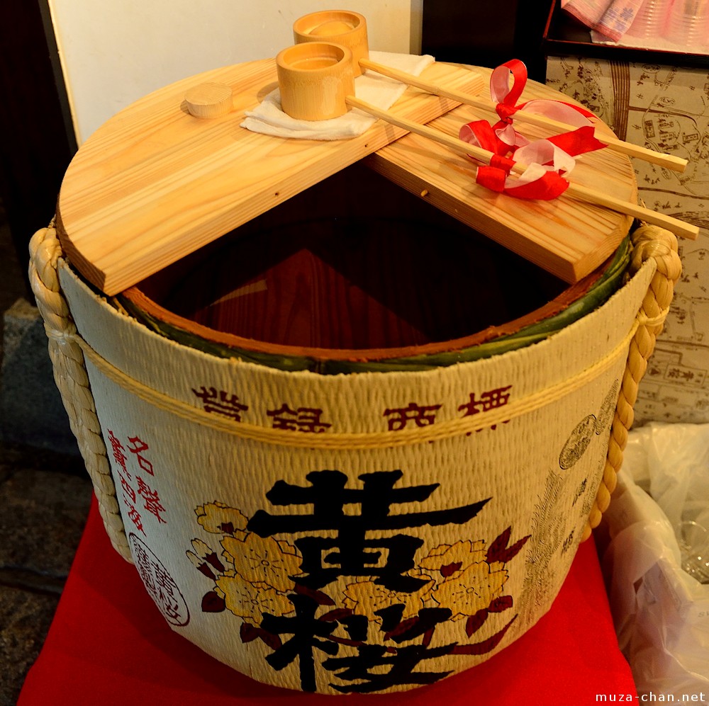 sake-barrel-big.jpg