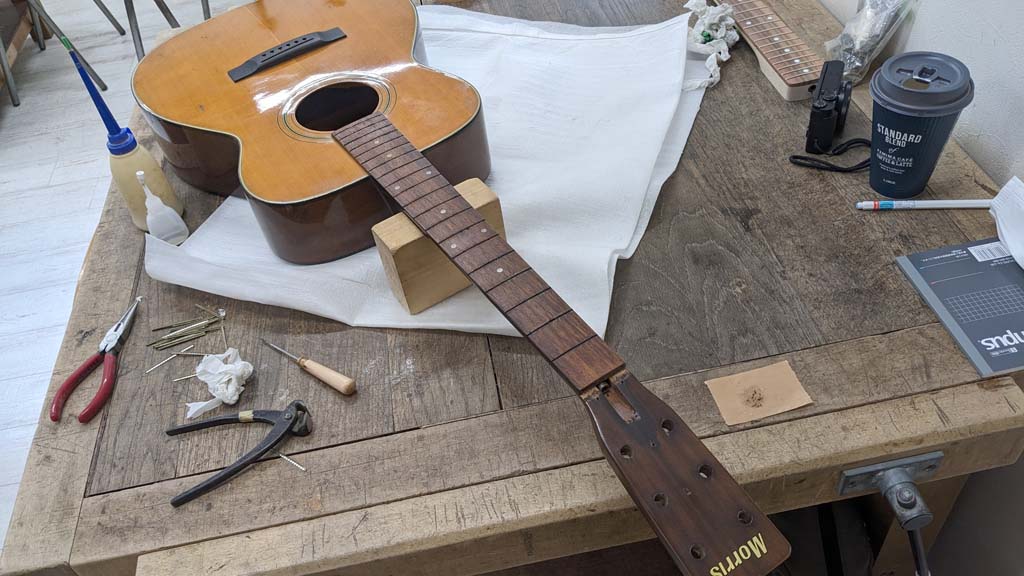 Morris F-12（1974年）飯田楽器製 - 20世紀ギター