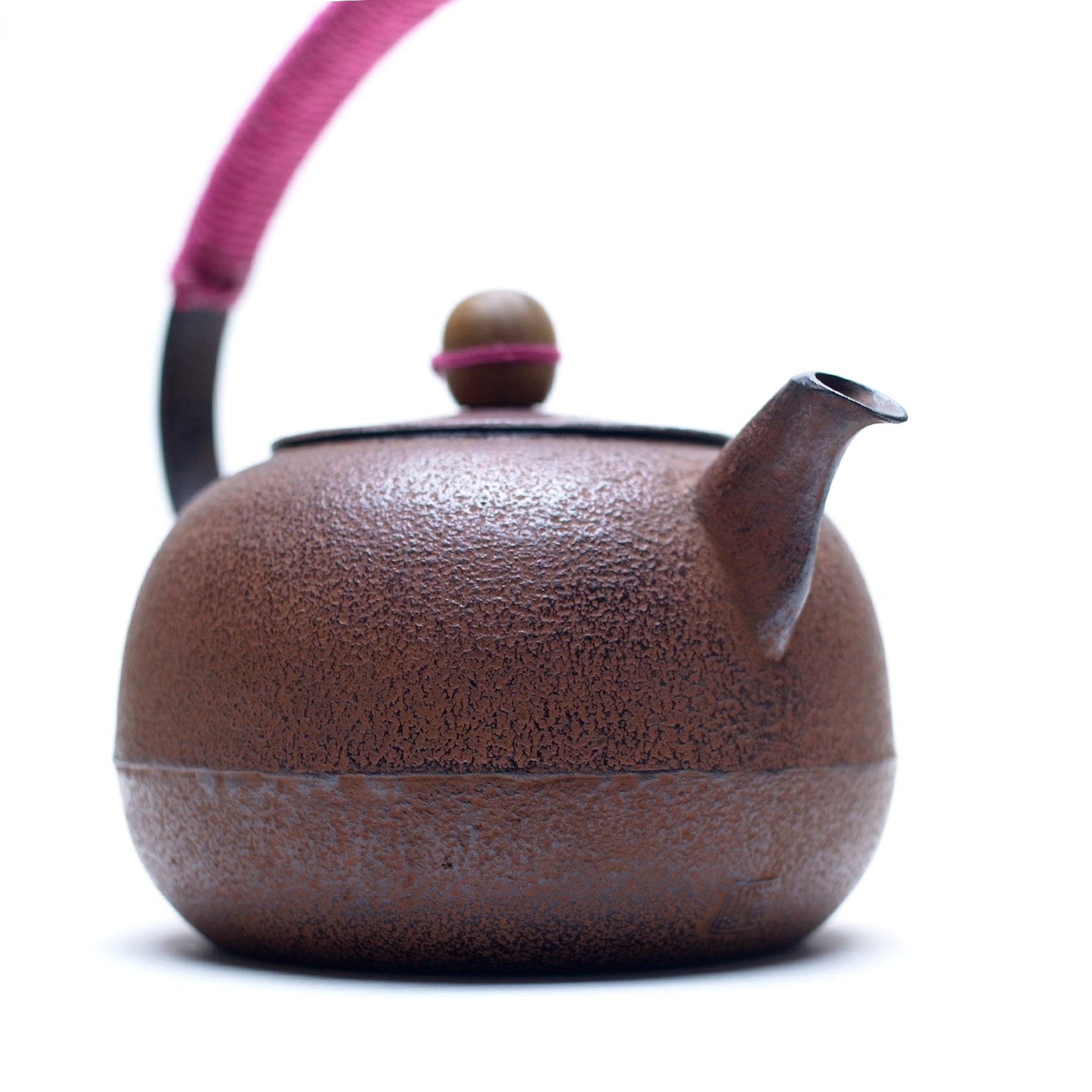 南部鉄瓶｜珈琲ドリップポットB 肌 1.0L – 有限会社薫山工房