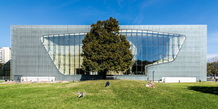 ポーランドのユダヤ人の歴史のPOLIN博物館 - 地図、ガイドとゲーム