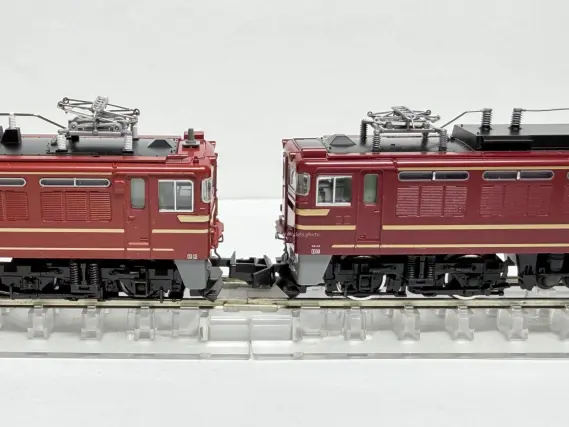 ED75 700番台 前期形 オリエントサルーン色が入線しました。 KATO 3075