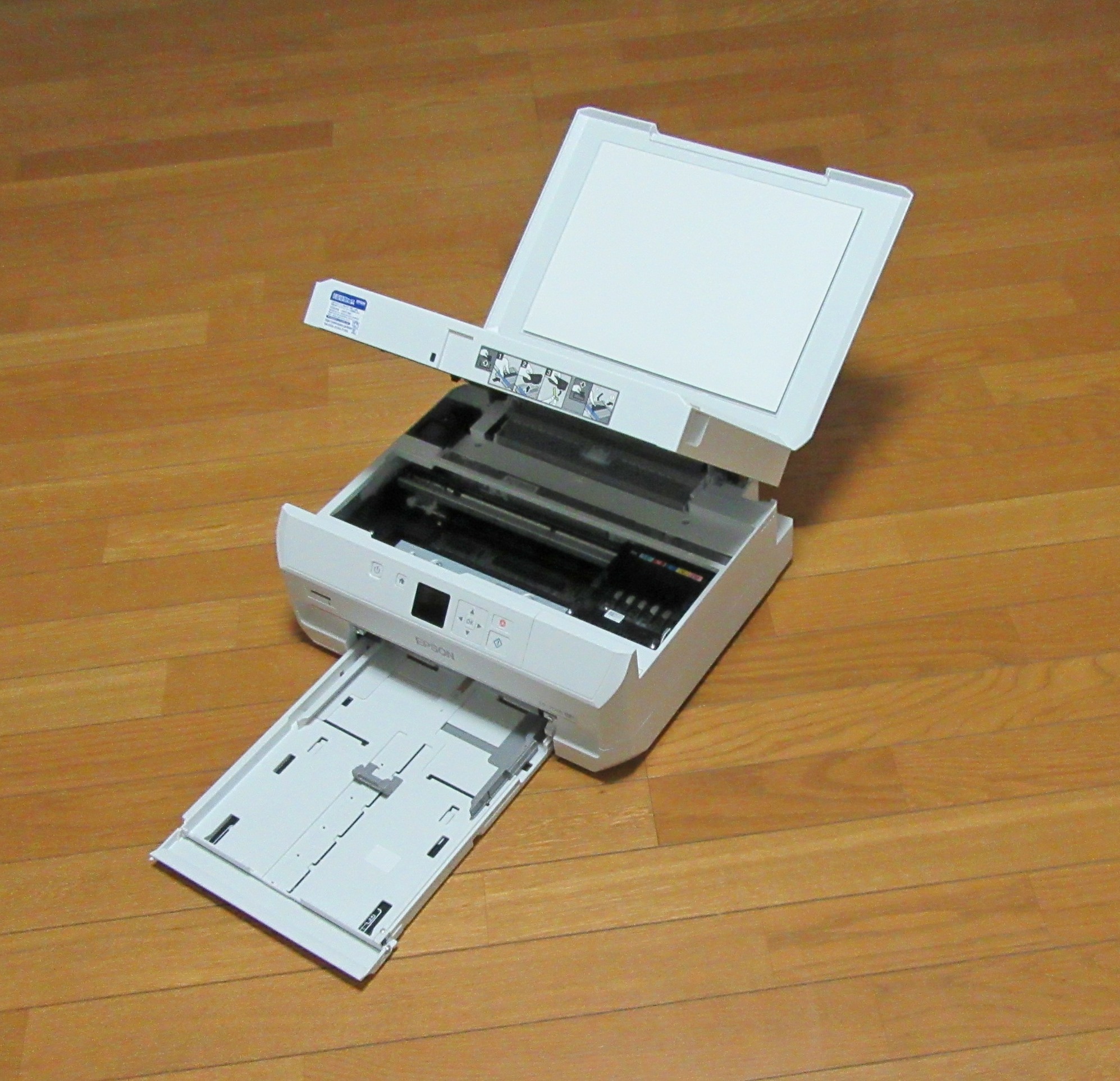 1万円強で買えるエプソンのインクジェットプリンター複合機カラリオを購入