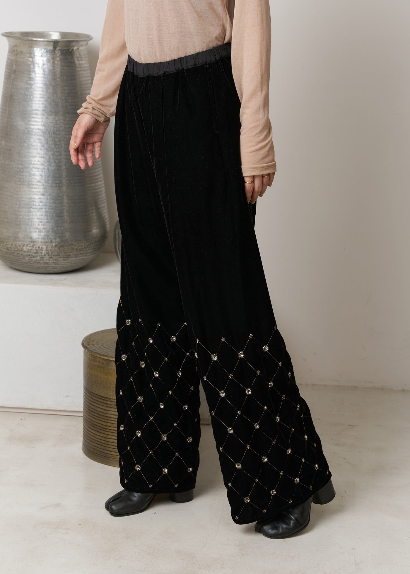 Parveen Beads Embroideryroidery Pants | Pasand by ne Quittez pas