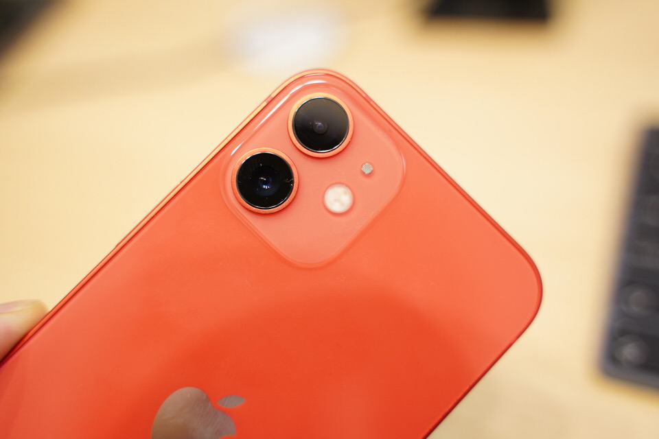 レビュー】iPhone 12 miniは価格もサイズも最高です。 | ネトセツ