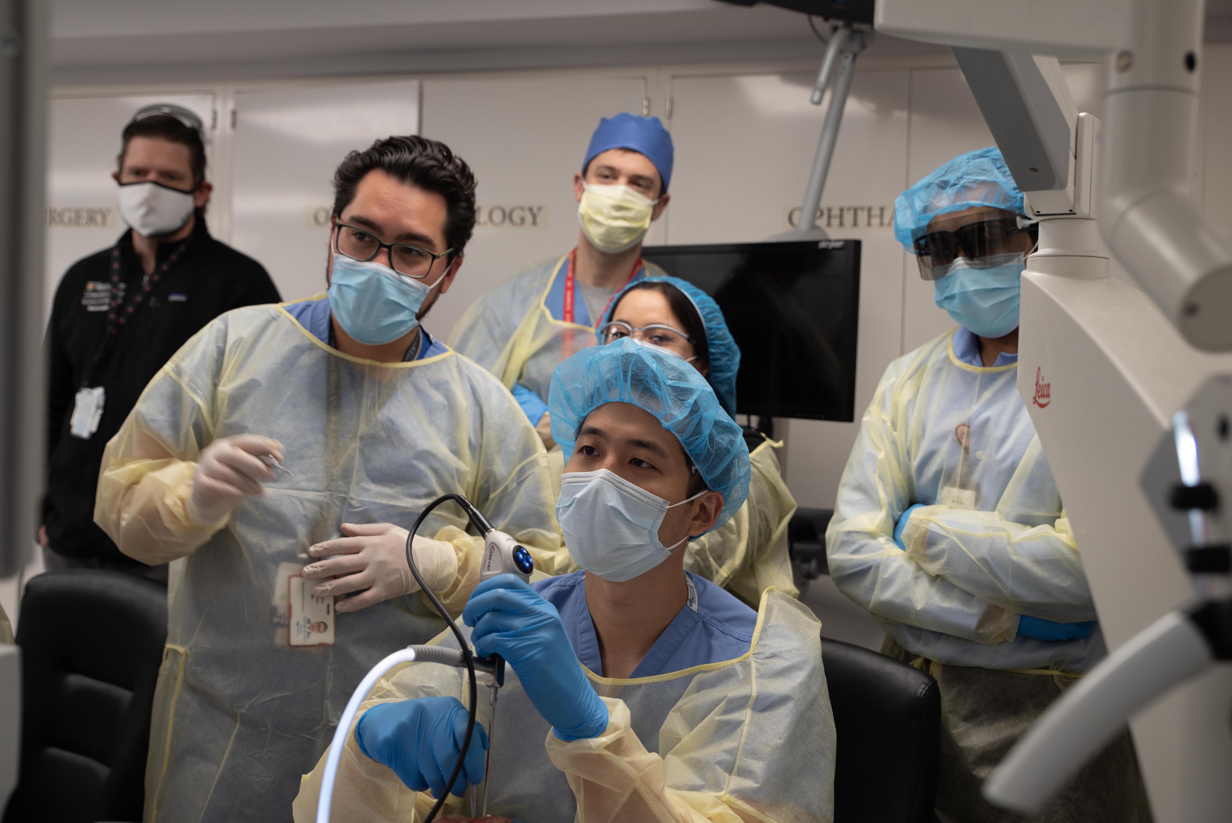 Pioneering surgeons train residents on most advanced skull base