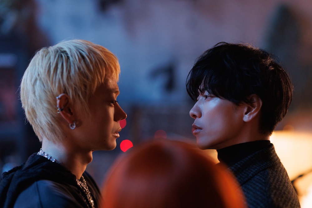 Netflixシリーズ『グラスハート』佐藤健主演＆初プロデュース、不朽の