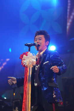 桑田佳祐「ひとり紅白歌合戦」が5年ぶりに復活 | マイナビニュース