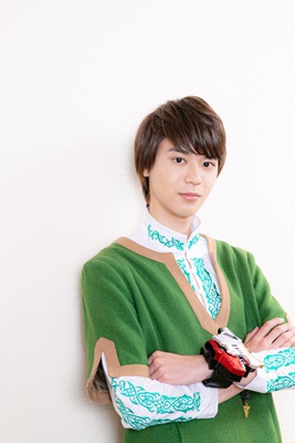 リュウソウジャー』小原唯和インタビュー「僕のヒーローは兄なんです