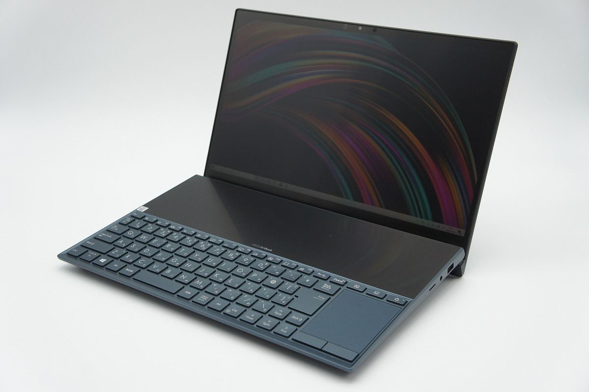 一度使うとクセになる？ 超便利な2画面ノートPC「ASUS ZenBook Duo