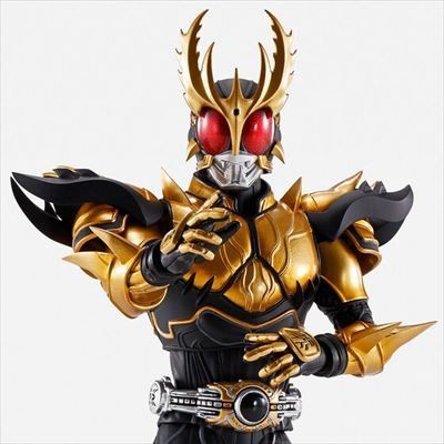 仮面ライダークウガ」の究極形態「ライジングアルティメット」が真骨彫