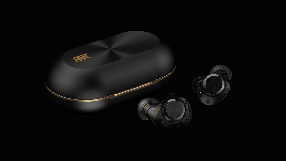 ピエール中野×AVIOTコラボの最上位“ピヤホン7”、予約開始 | マイナビ