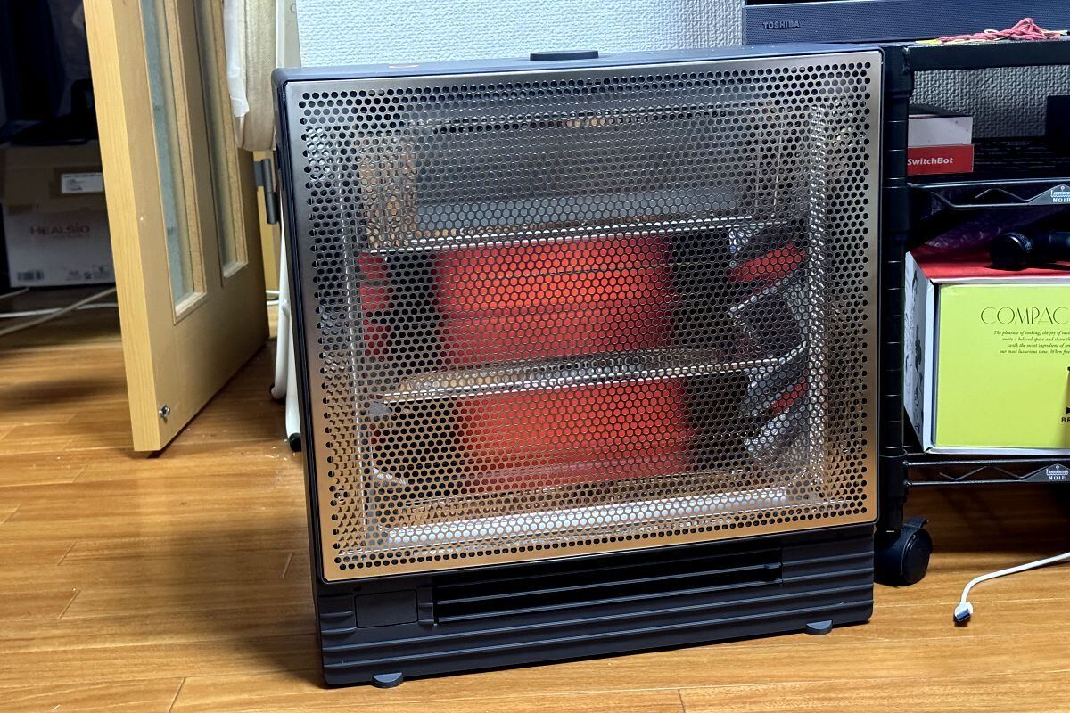 ダイキン「ハイブリッドセラムヒート」レビュー、デザイン性と安全性を