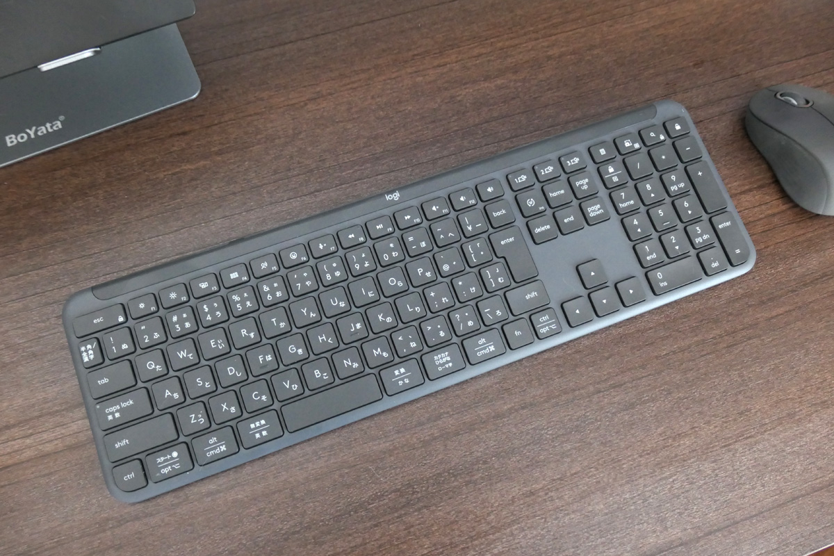 ロジクール「K950」ミニレビュー - プラスαの機能が欲しい人向けの新