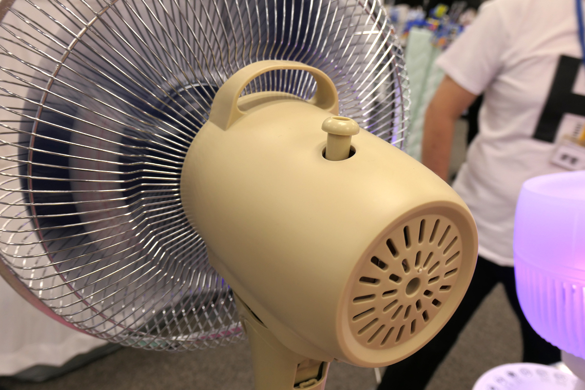希少 ドン・キホーテ限定 おばあちゃんちの昭和レトロリヴィング扇風機