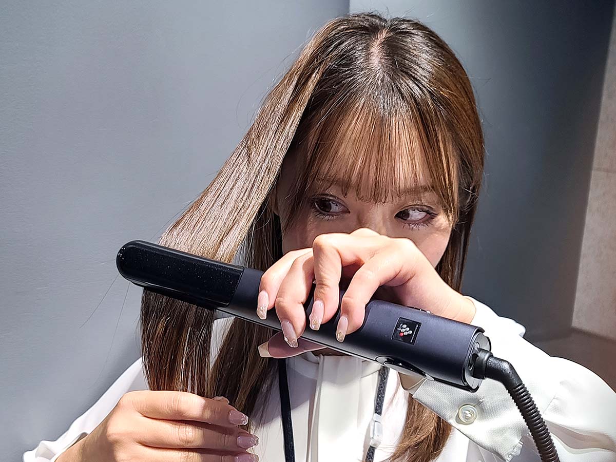 プラズマクラスターが髪にうるおいを与える！ シャープのヘアケア新